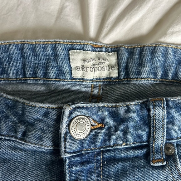 Aeropostale Low-rise Blue Straight Leg Capri Jeans Size 5 - Picture 3 of 9